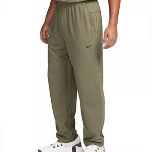 Nike Dri-FIT Joggers. Men’s L.